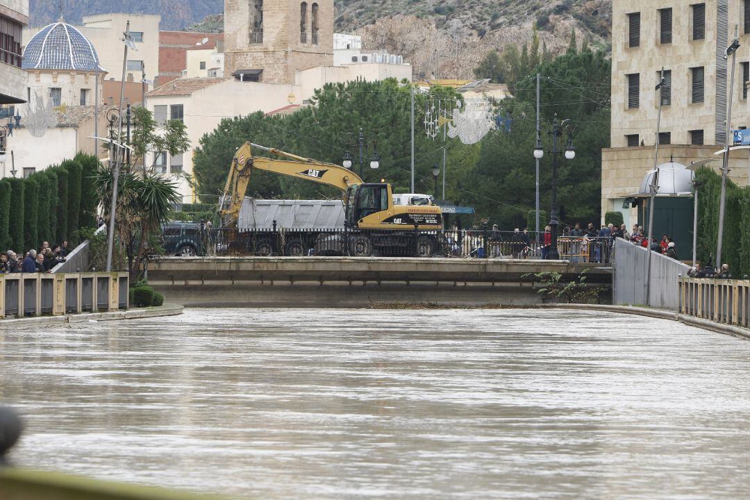 Orihuela, en una imagen de las inundaciones de diciembre de 2016, es uno de los únicos cinco municipios alicantinos con Plan Municipal frente al riesgo de inundaciones.