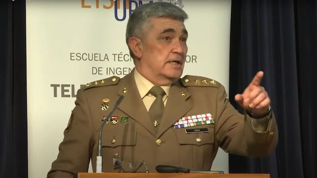 El coronel Polo, durante su intervención en el IV Taller sobre la Base Logística del Ejército de Tierra