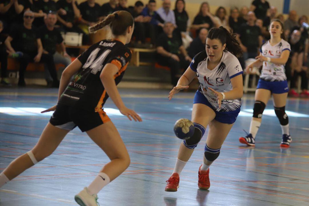 La raza del equipo eldense le llevó a lograr el empate en el tramo final del partido