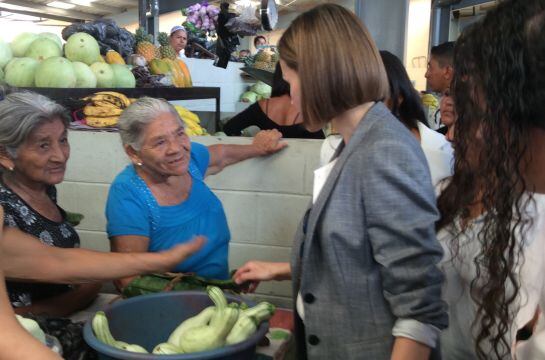 La reina Letizia, en el mercado