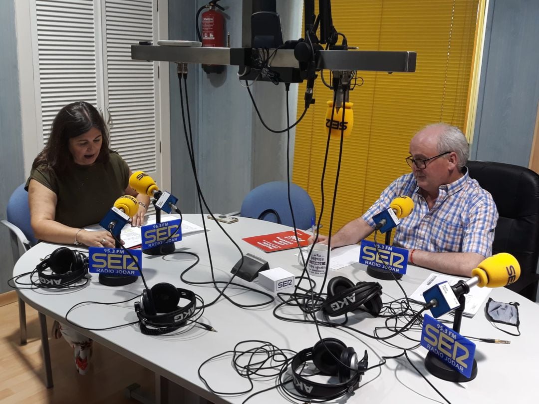 Momento de la entrevista a la alcaldesa M ª Teresa García