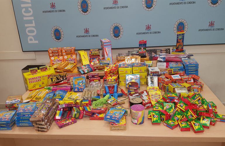 Petardos decomisados por la Policía Local de Córdoba