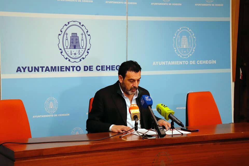 Jerónimo Moya, alcalde de Cehegín en rueda de prensa