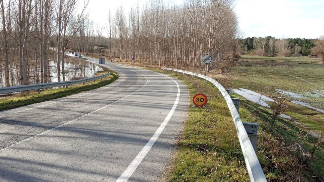 Entrada a Carbonero de Ahusín