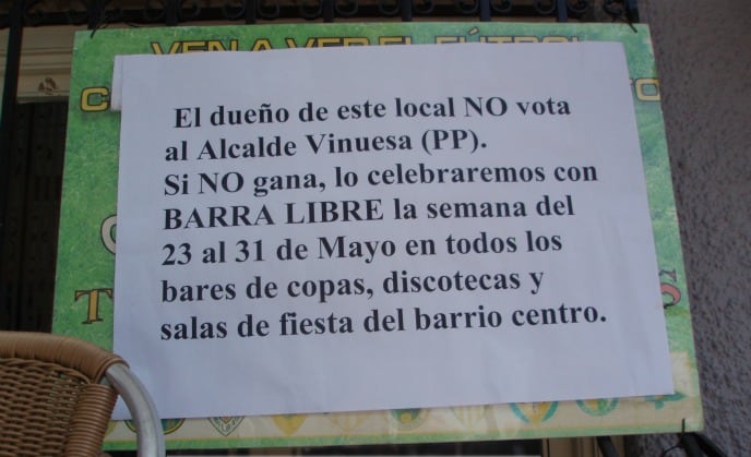 Los propietarios de algunos bares y locales de copas de Alcobendas prometen copas gratis si no gana las elecciones el actual alcalde