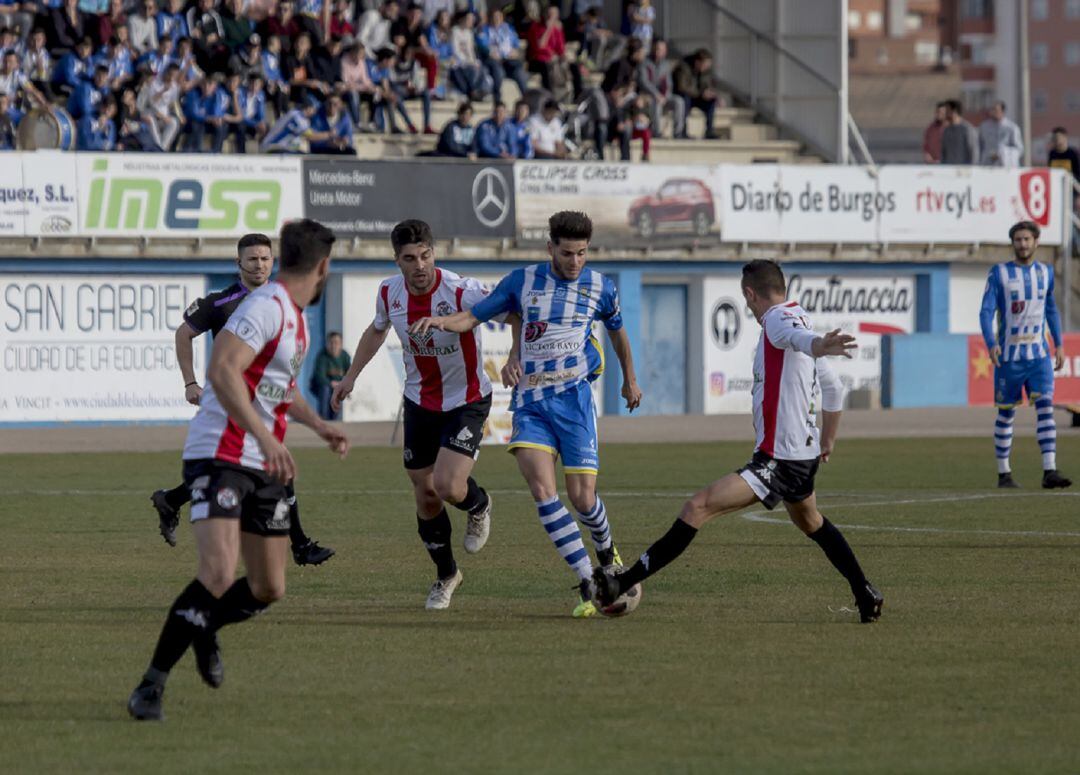 Imagen del recinte duelo entre Arandina y Zamora en El Montecillo.