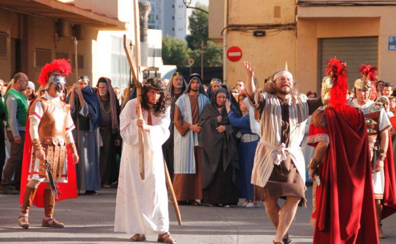 La Pasíón es un espectáculo coral que invita a la reflexión