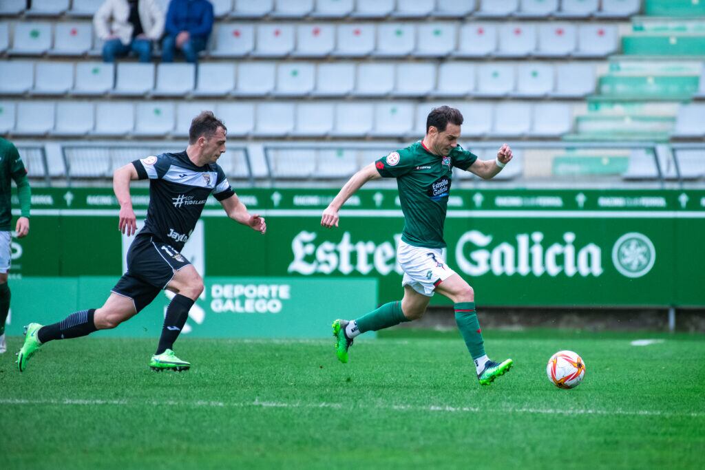 David Rodríguez, en el partido ante el Tudelano (foto: Racing de Ferrol)