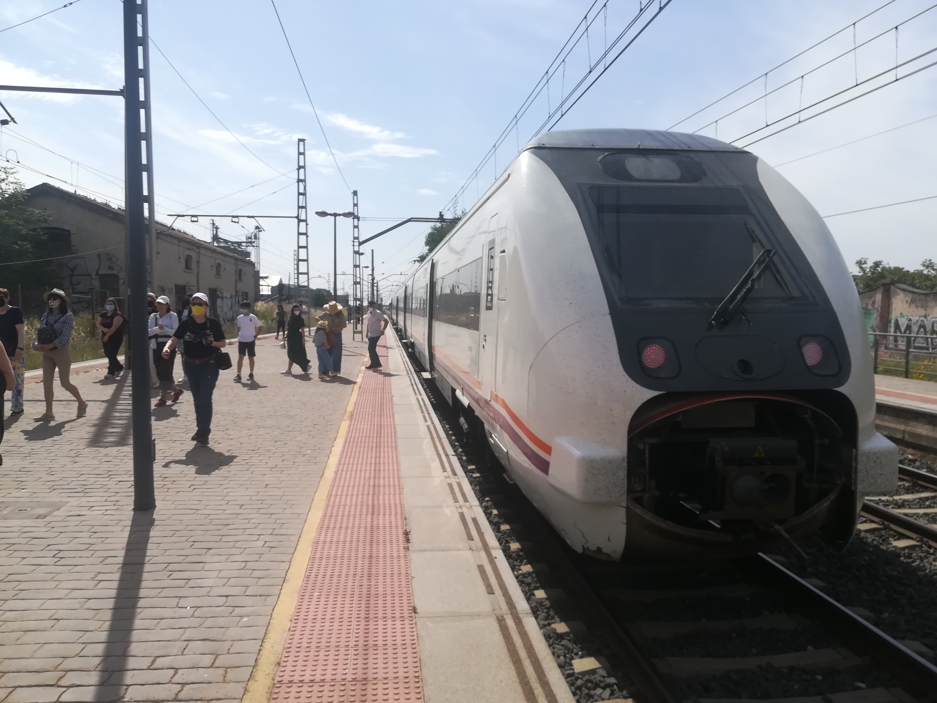 Llegada a la estación de Campo de Criptana del primer tren de los Molinos