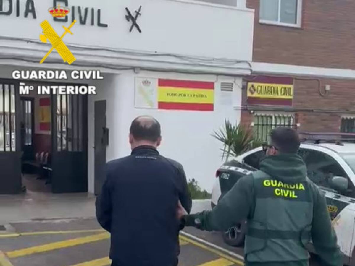 Detenido en Vila-real un hombre de 54 años por un delito de robo con fuerza en varios establecimientos de Benicàssim