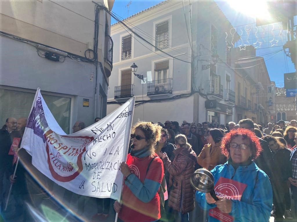 Varios centenares de personas partieron desde la Plaza Vieja hasta el Hospital de Villarrobledo