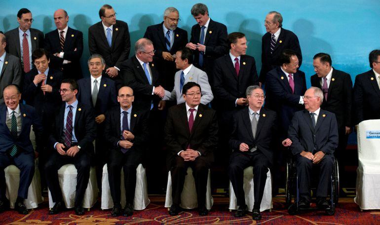 Fotografía de familia de los ministros y gobernadores de los bancos centrales de los países del G-20