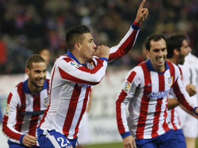 El uruguayo celebra su gol de cabeza al Real Madrid en la Copa.