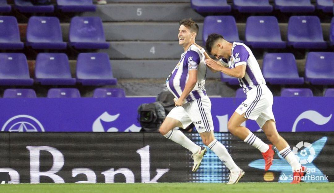 Toni celebra el segundo gol del Valladolid