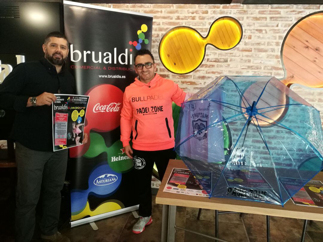 Álvaro Gil e Iván García durante la presentación del torneo