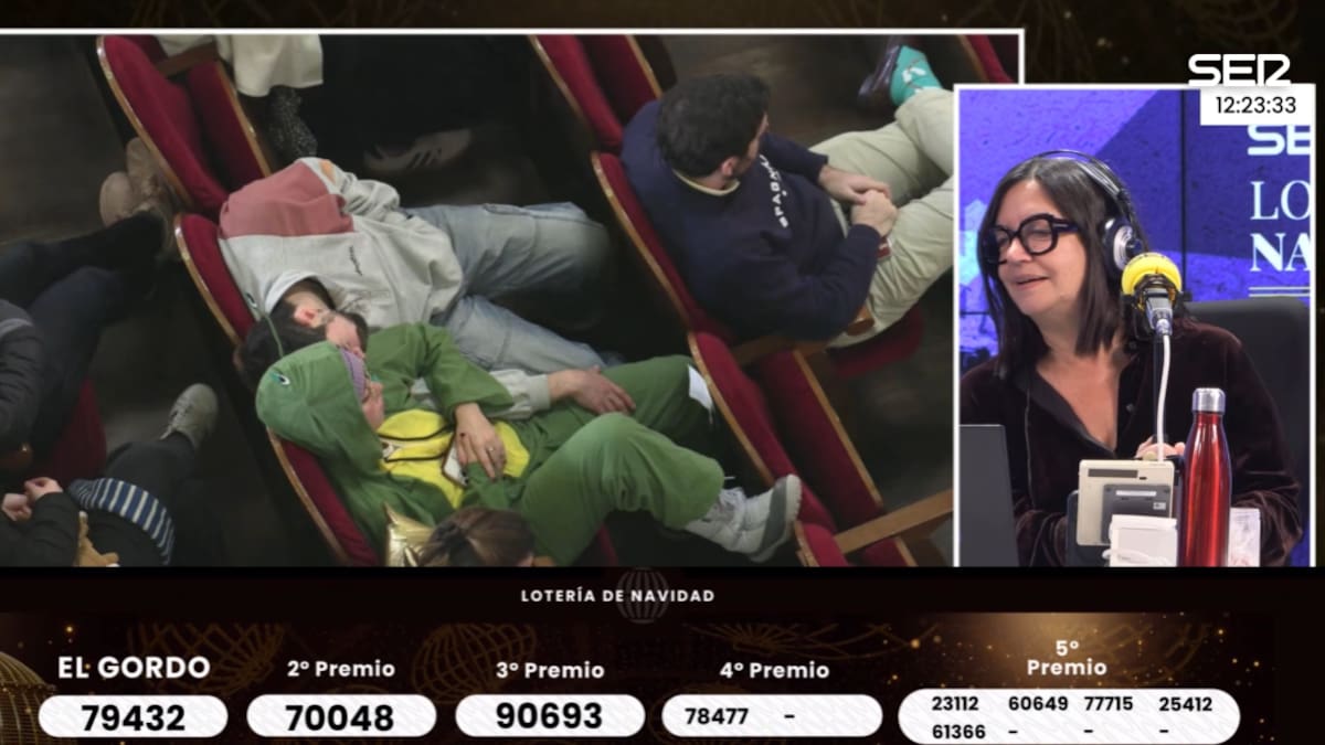 Se quedan dormidos durante el sorteo de la Lotería y solo les puede despertar uno de los grandes premios: "Estos sí que están disociados"
