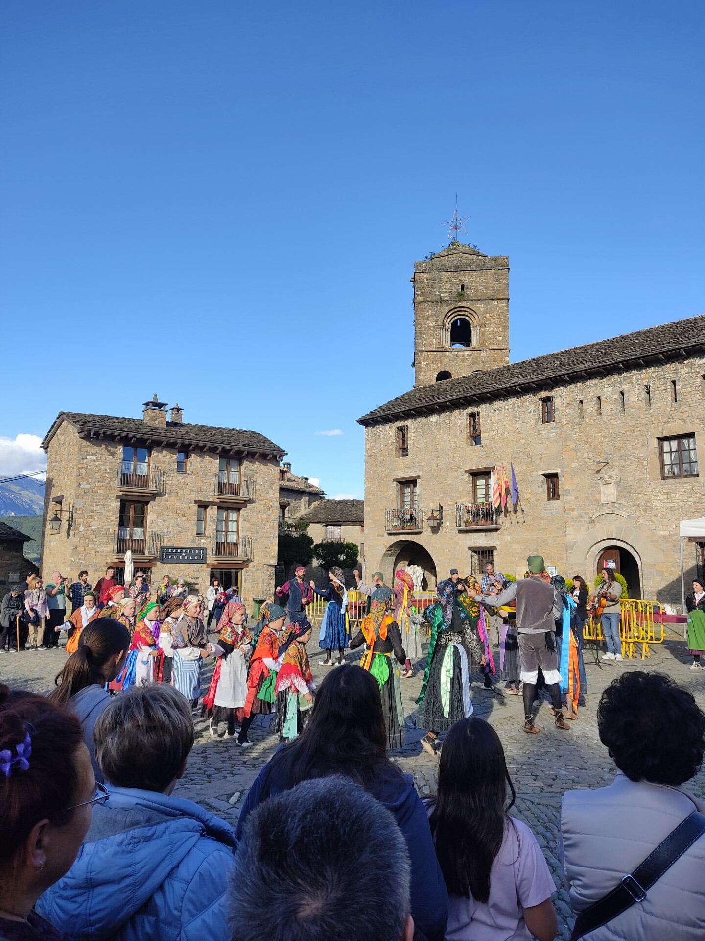 Romería a la ermita de Los Palacios en Aínsa