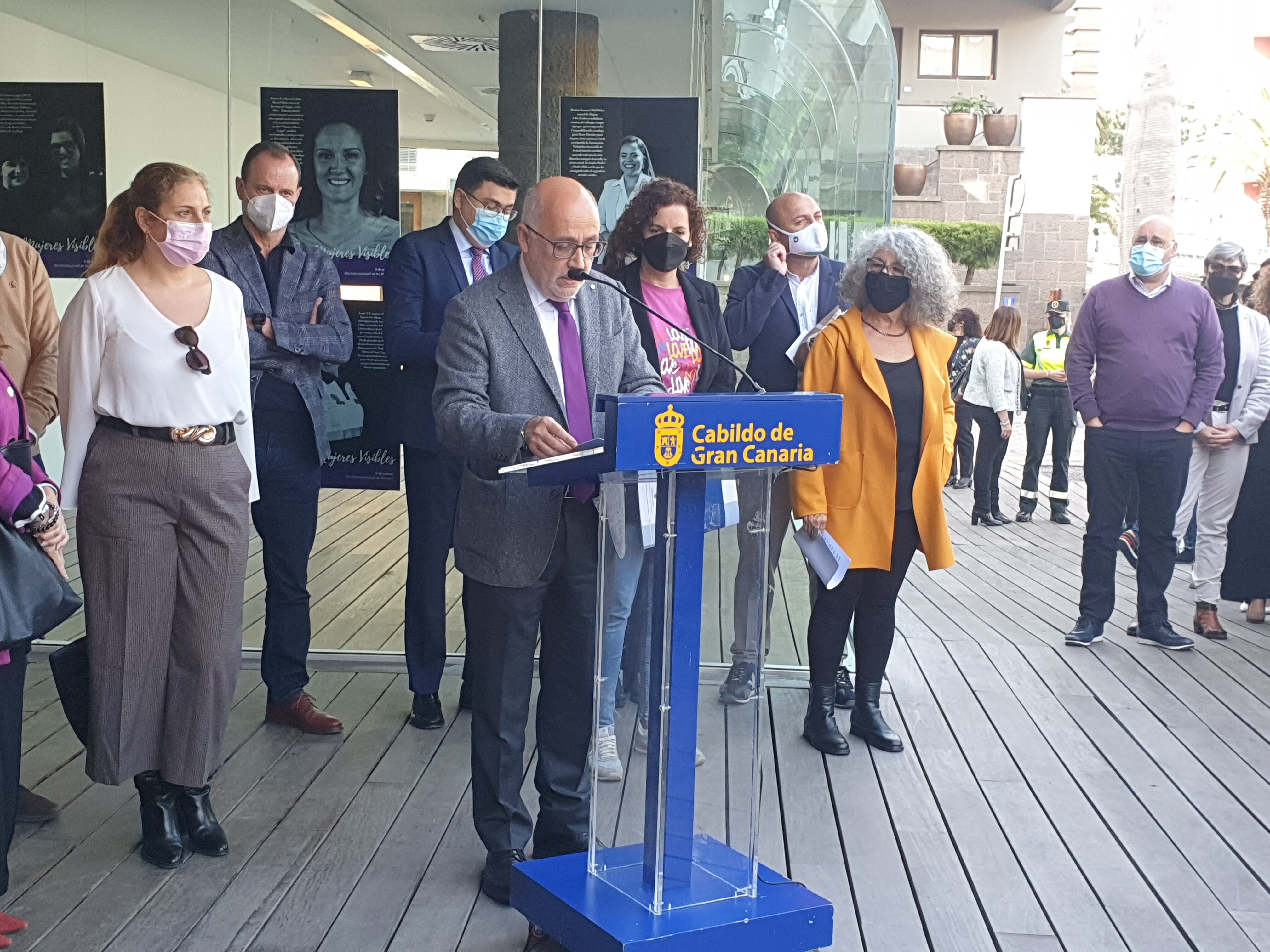 Cabildo presenta Exposición Mujeres Visibles