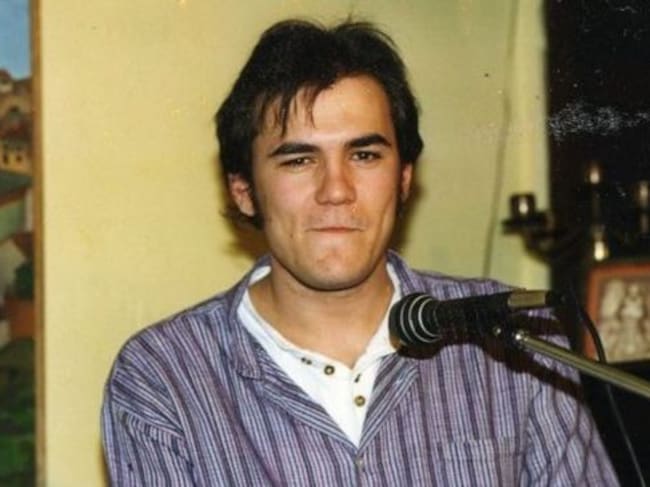 Ismael Serrano es uno de los cantaurores que empezó muy joven actuando en Libertad 8.