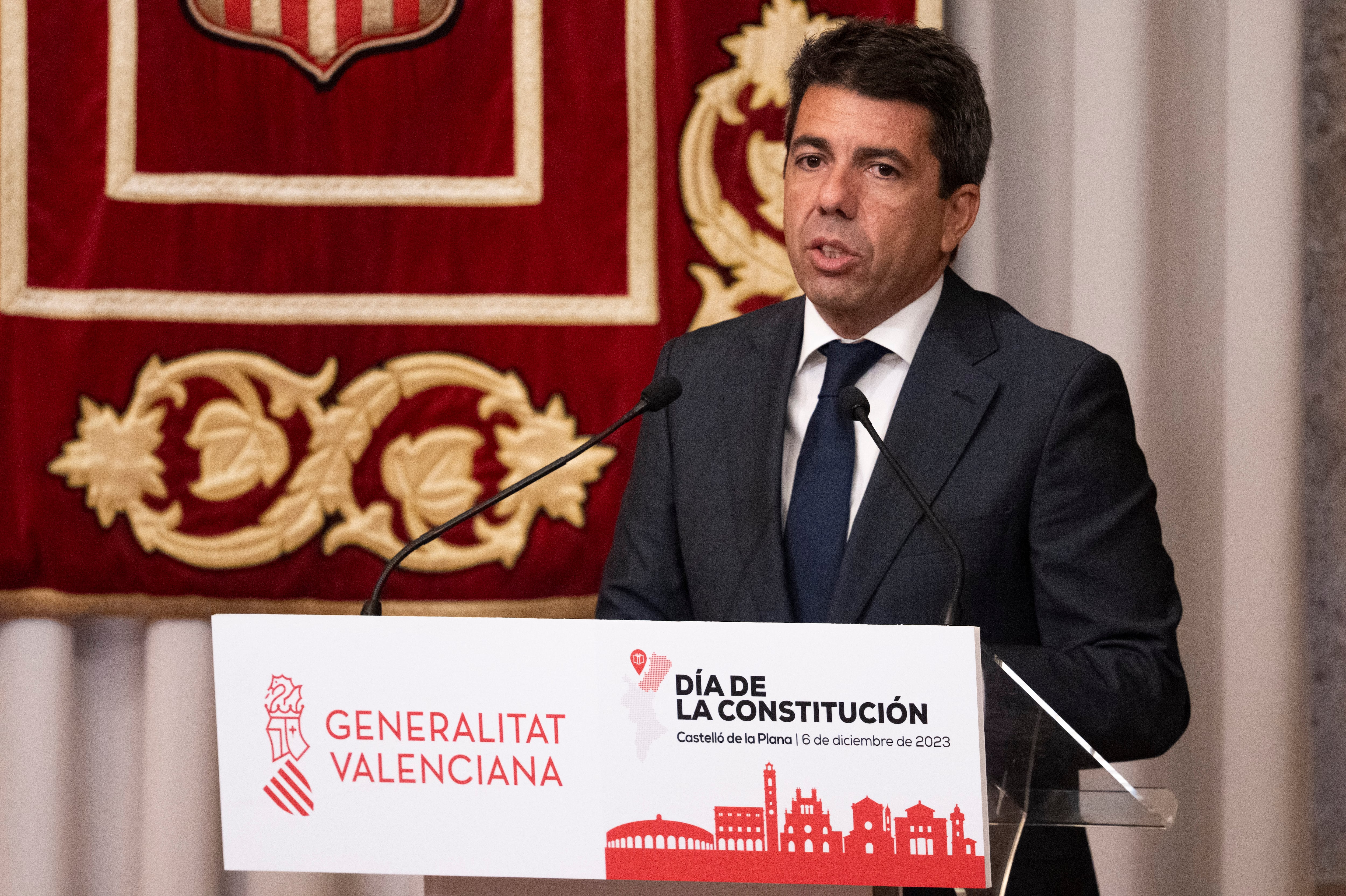 El president de la Generalitat, Carlos Mazón, preside la celebración del Día de la Constitución organizada por el Gobierno valenciano