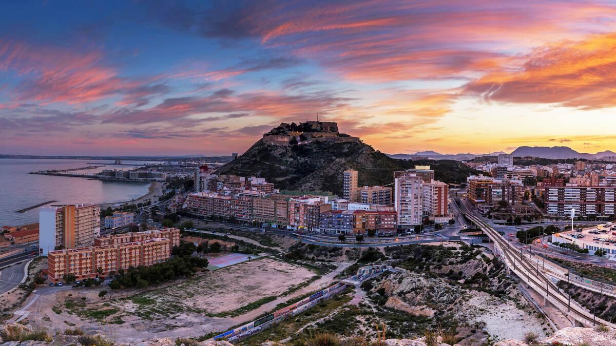 La Columna de Carlos Arcaya: «A esta ciudad no la conocería ni la madre que la parió (con perdón)»