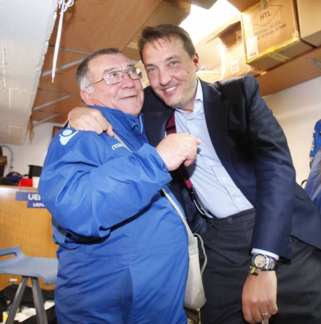 Quico Catalán y Pirri celebran el ascenso a Primera