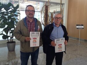 Julián Buey e Ignacio Fernández Toxo, durante la presentación de la ILP por una prestación de ingresos mínimos