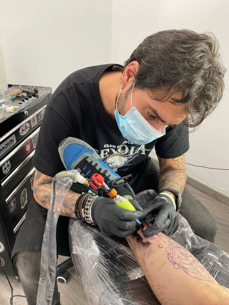 Ricky Navas, profesional del sector del tatuaje