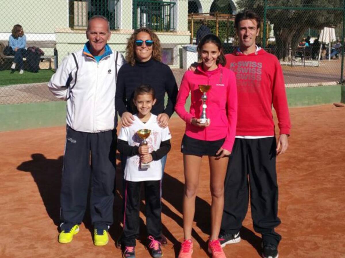 Nuevos éxitos de los tenistas del Club de Tenis Dénia