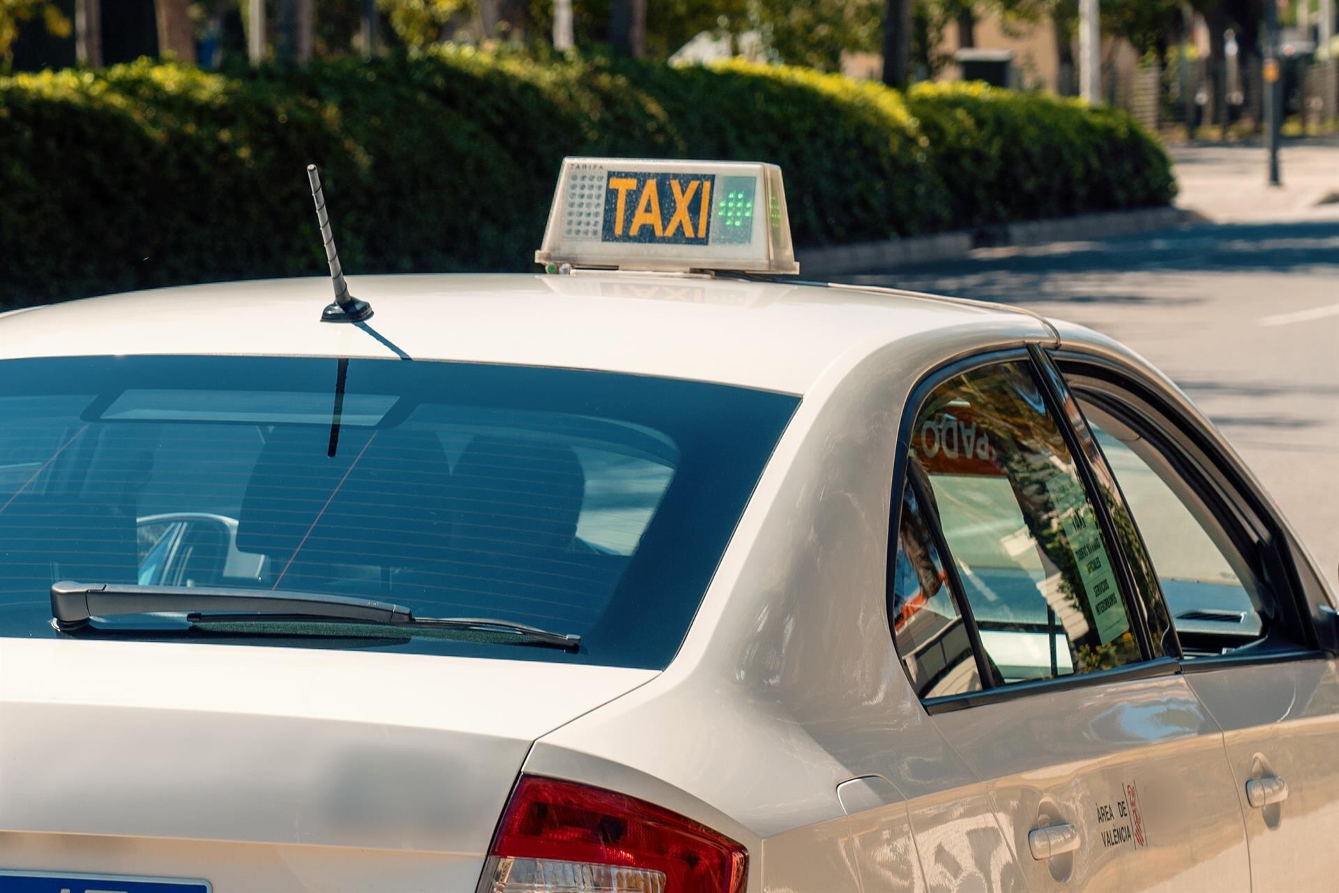 Imagen de archivo de un taxi en València.