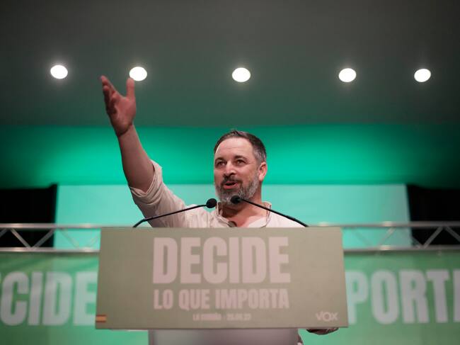 El presidente de Vox, Santiago Abascal, en un mitin en A Coruña (Galicia)