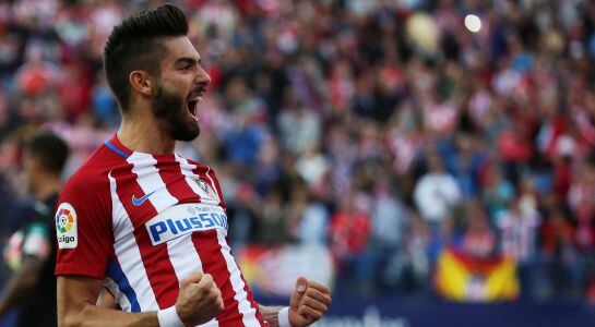 Football Soccer - Spanish Liga Santander - Atletico Madrid v Granada - Vicente Calderon stadium, Madrid, Spain, 15/10/16 Atletico Madrid&#039;s Yannick Ferreira-Carrasco celebrates after scoring a goal. REUTERS/Sergio Perez