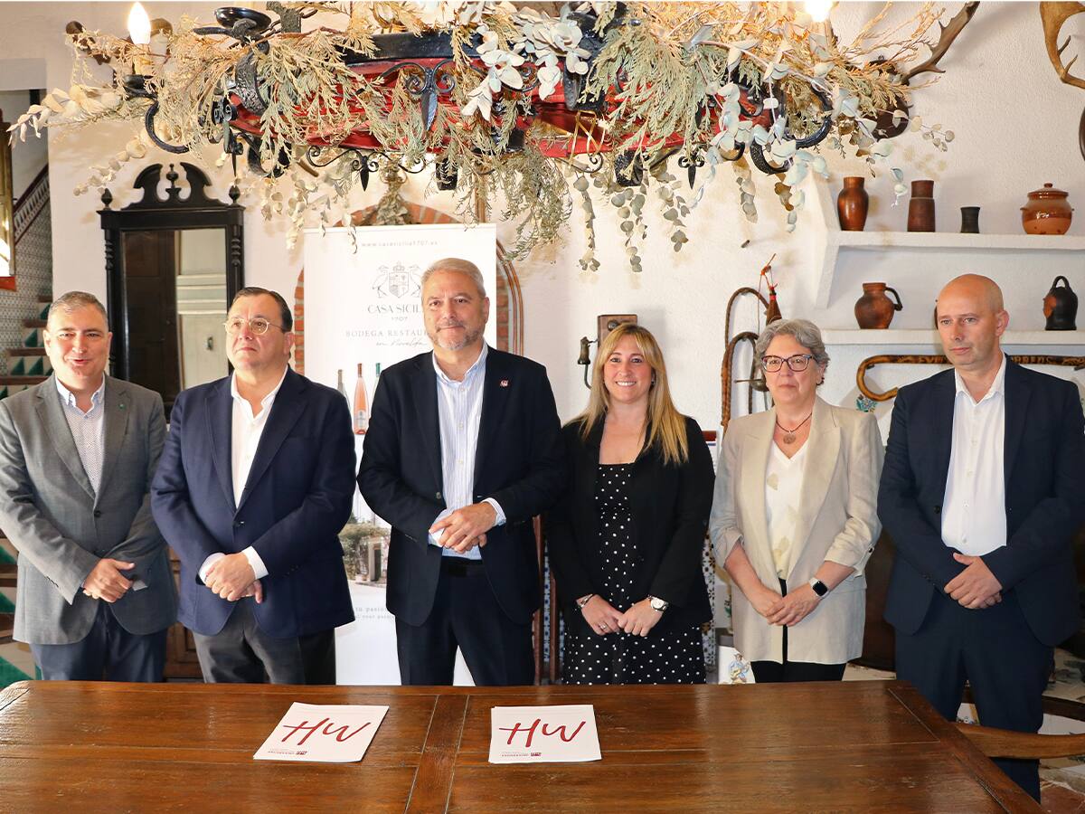La UMH y el Grupo Vectalia crean la Cátedra Casa Sicilia de Enoturismo y Cultura del Vino