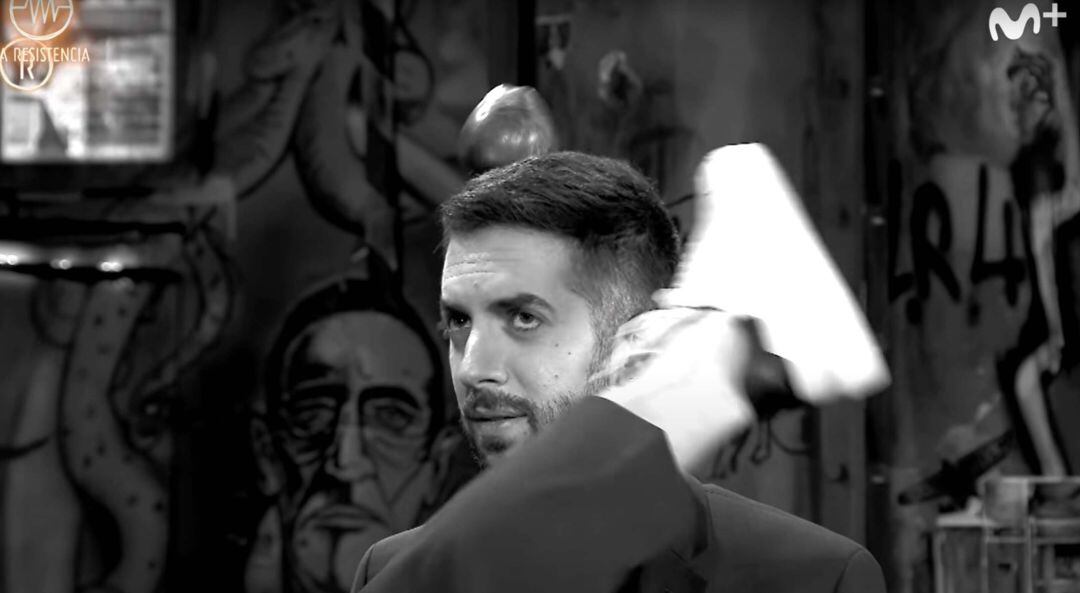 David Broncano, en el ejercicio con Damián Quintero en 'La Resistencia'.