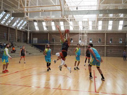 Joaquín Carrasco durante un partido de Liga EBA
