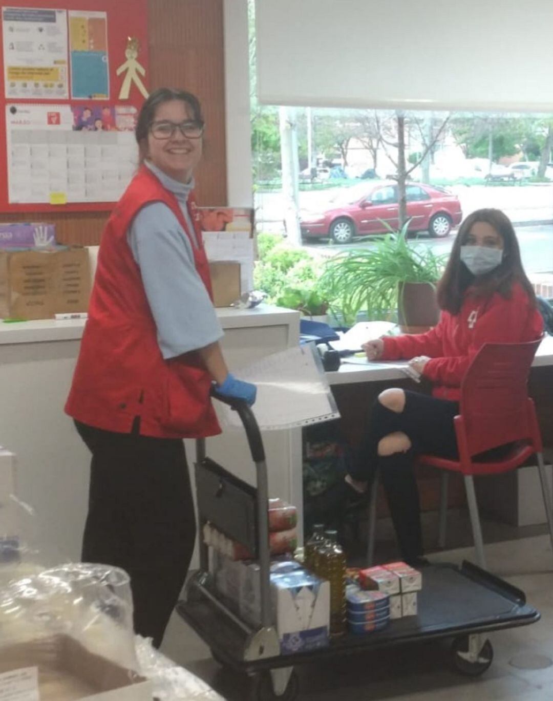 En Cruz Roja Alcorcón colaboran 105 voluntarios en estos momentos