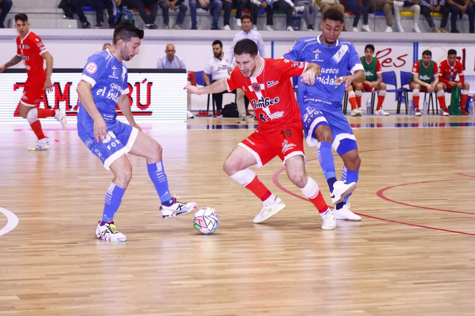 Pablo Ramírez en el partido de liga en Manzanares