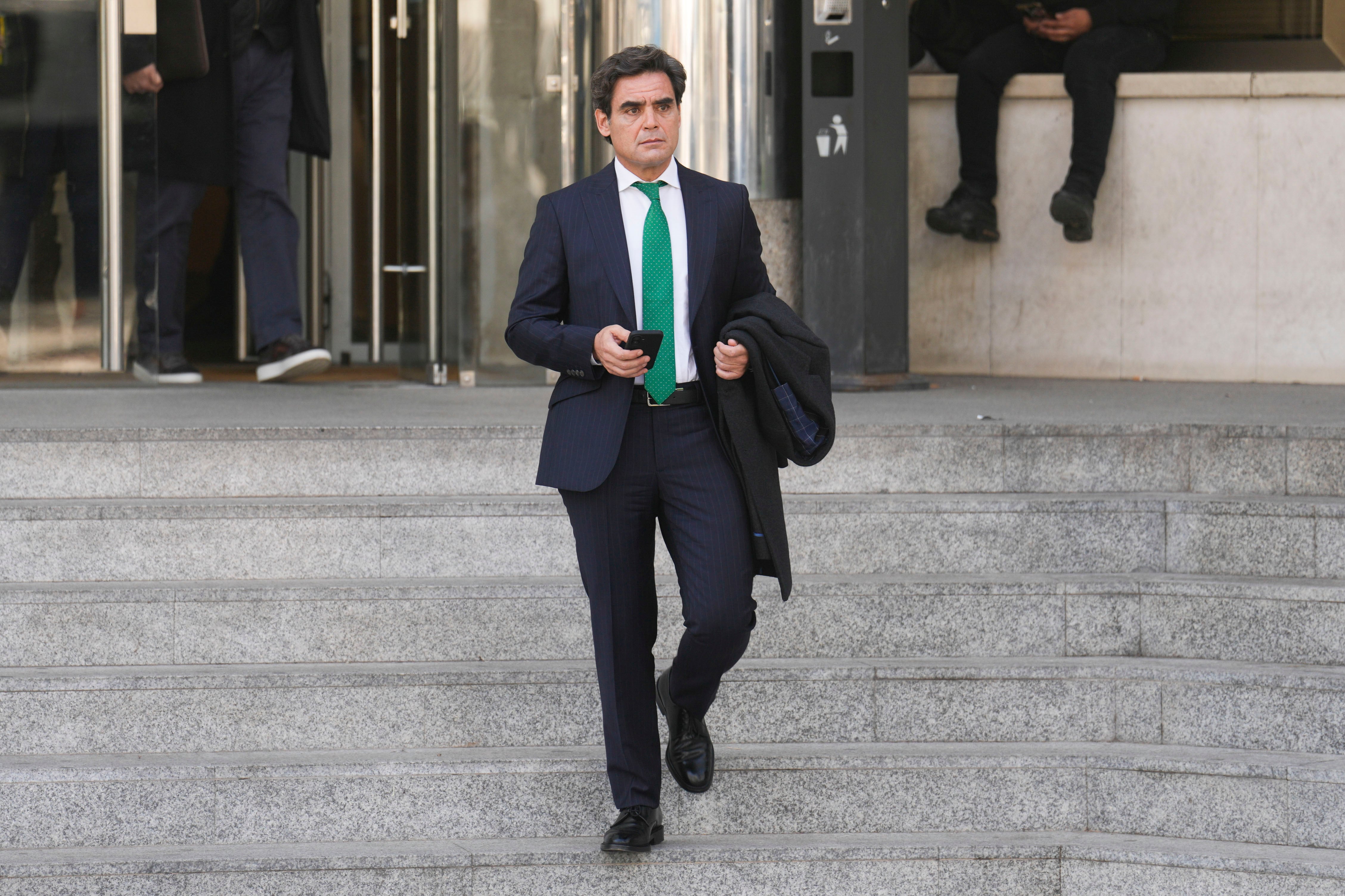 El directivo del Instituto de Empresa Juan José Güemes, a su salida de los juzgados de la Plaza de Castilla.