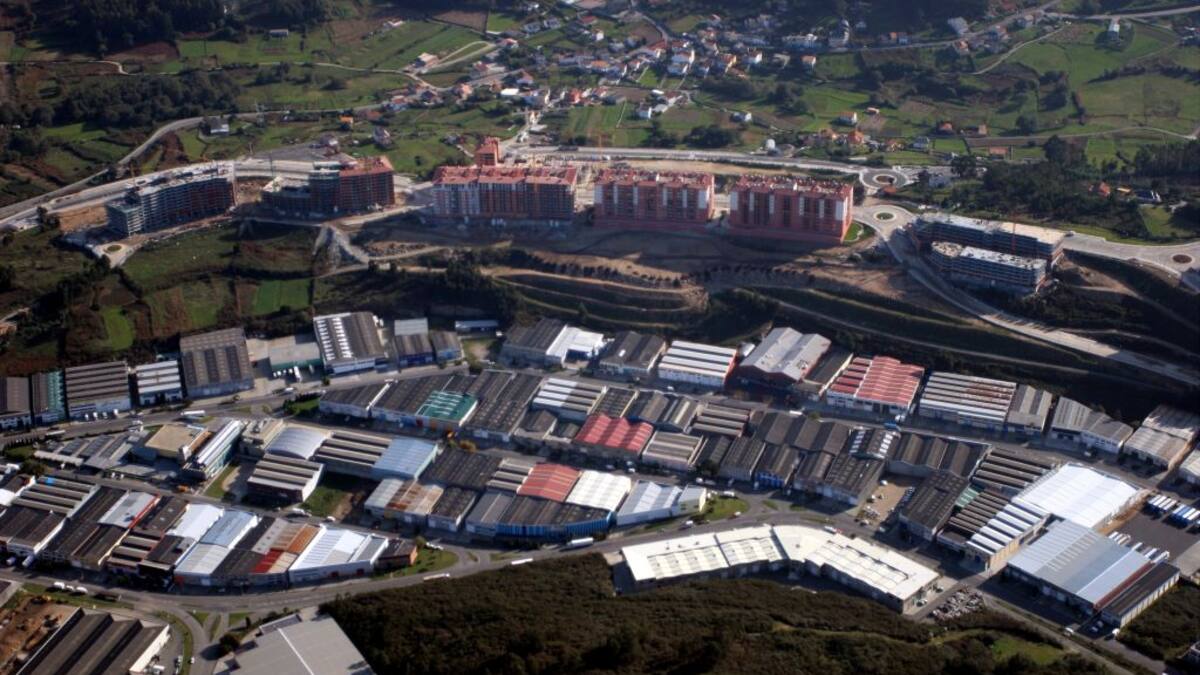 Los Empresarios de Pocomaco apremian al Concello a que fije la adenda para el traspasos de viales y zonas comunes