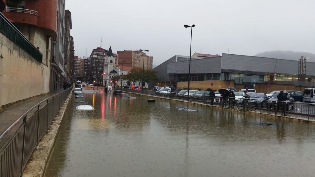 Carretera anegada en Bilbao