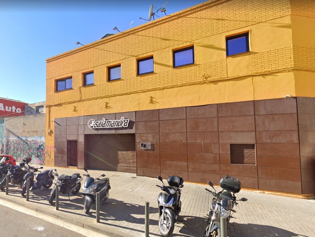 La fachada de la discoteca Salamandra, en L&#039; Hospitalet de Llobregat, donde se produjeron los hechos