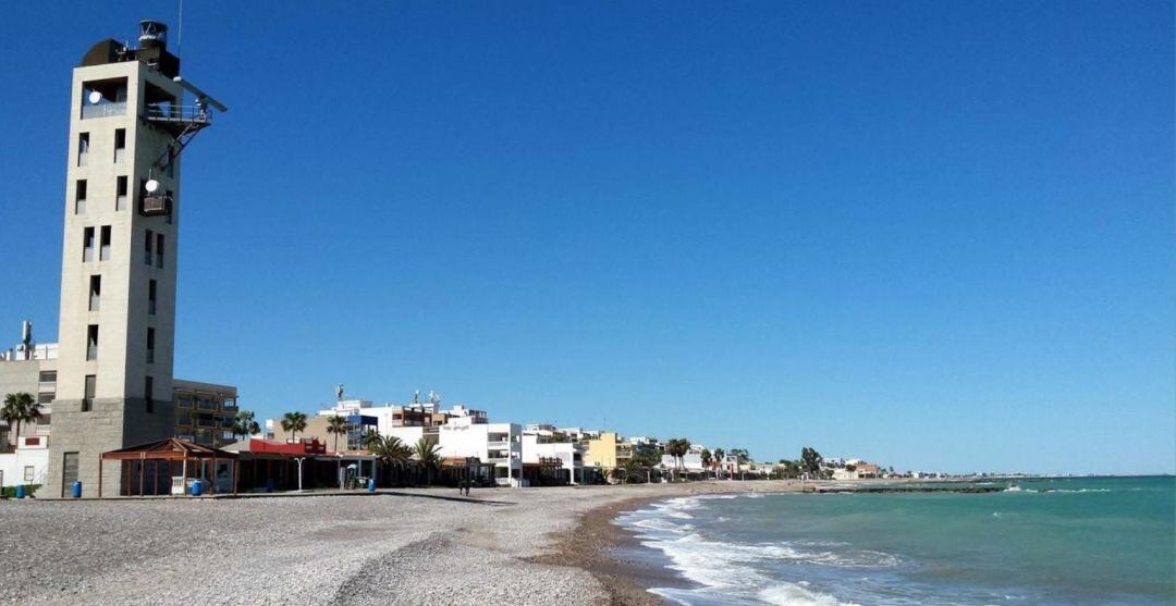 Esta tarde se ha convocado una concentración para reclamar una regeneración de las playas del sur de la provincia