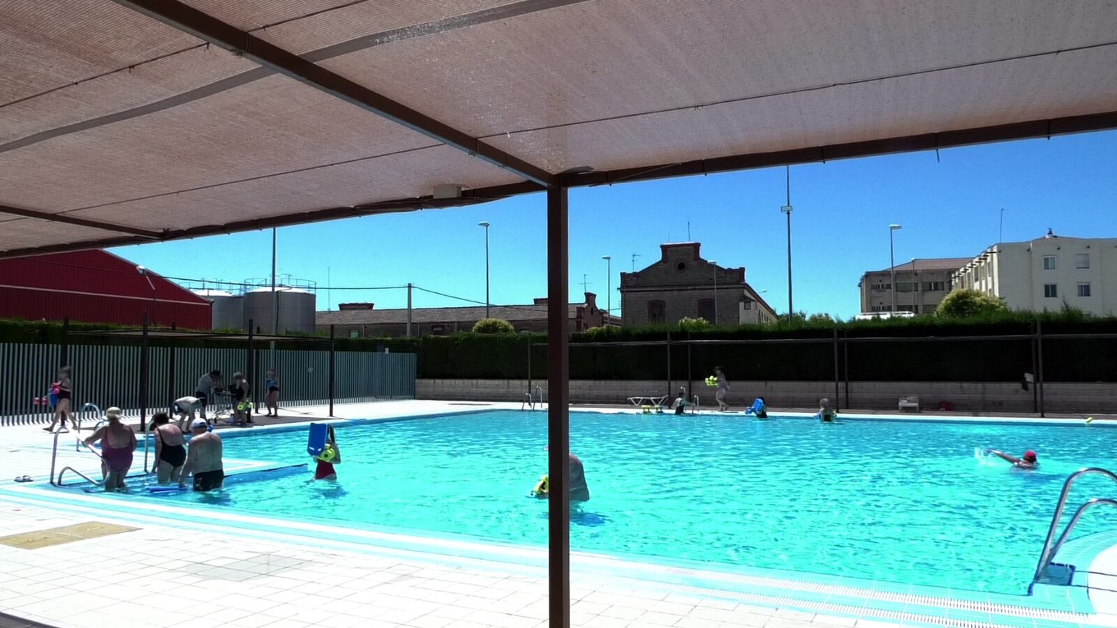 Panorámica de las instalaciones de la Piscina Municipal de Úbeda