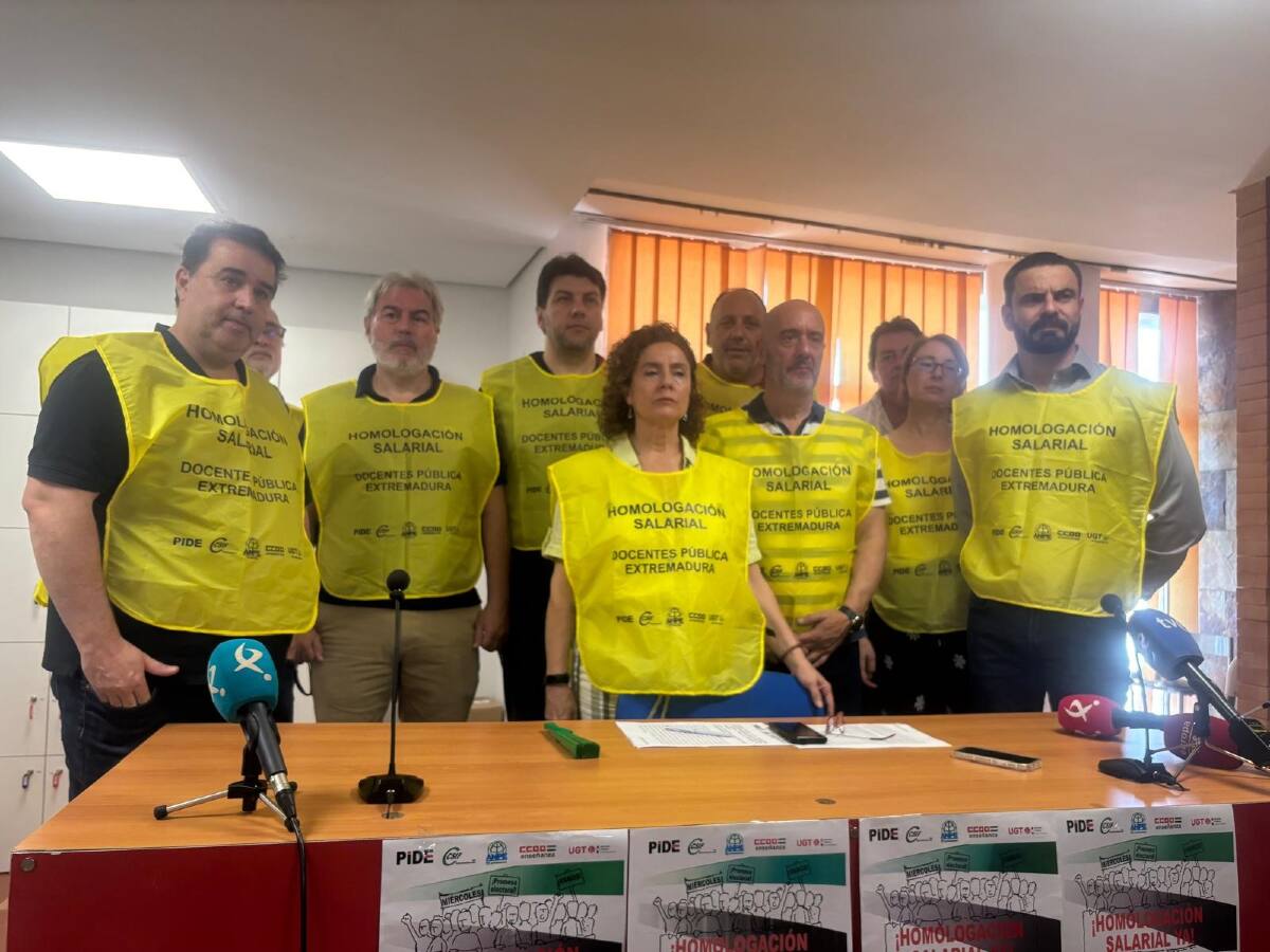 Sindicatos docentes convocan una huelga en el inicio de curso por la homologación salarial