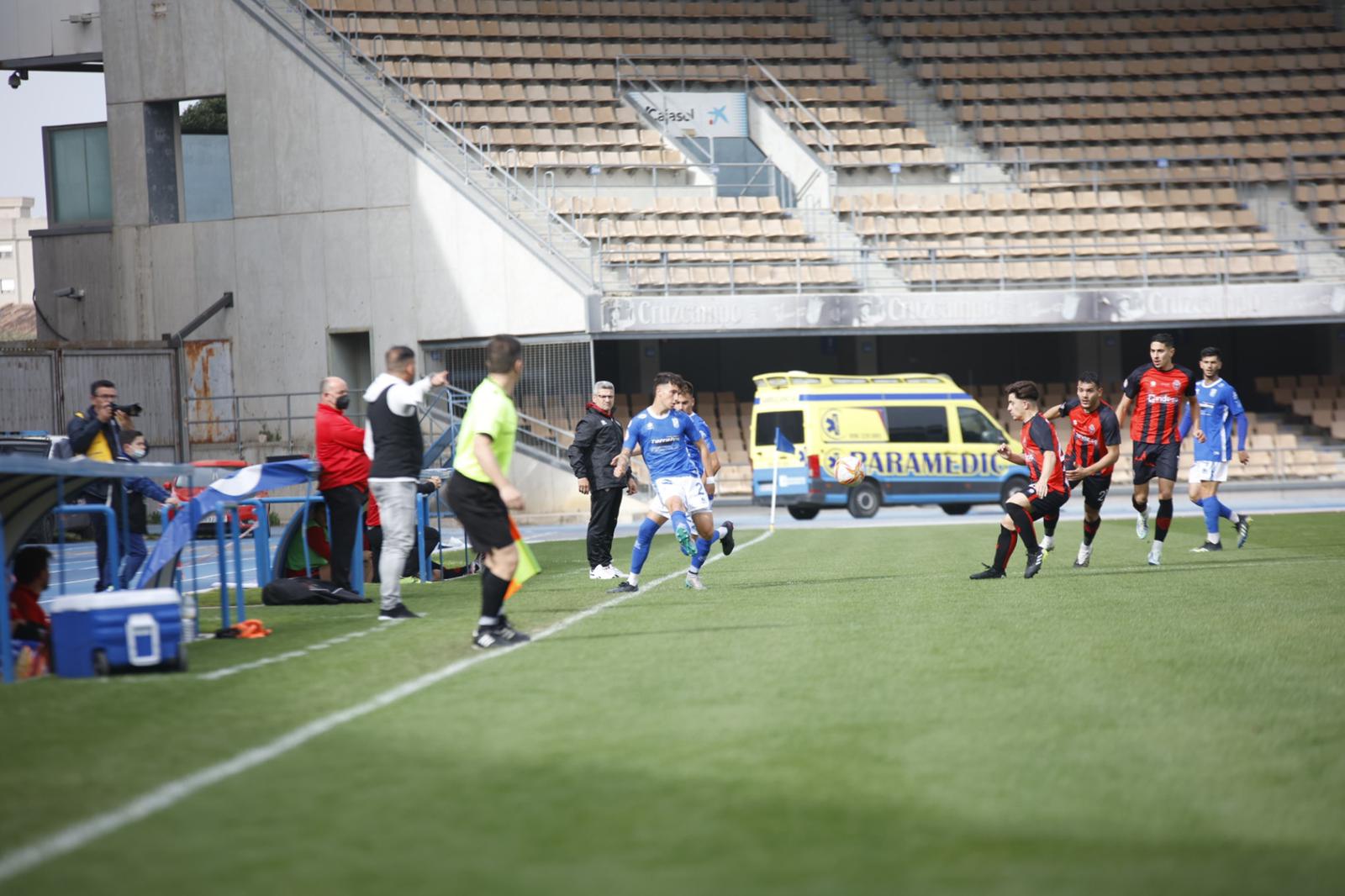 Imagen del partido entre el Xerez CD y el CD Cabecense