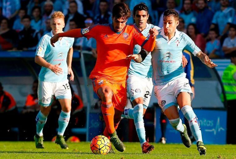 André Gomes ante el Celta de Vigo