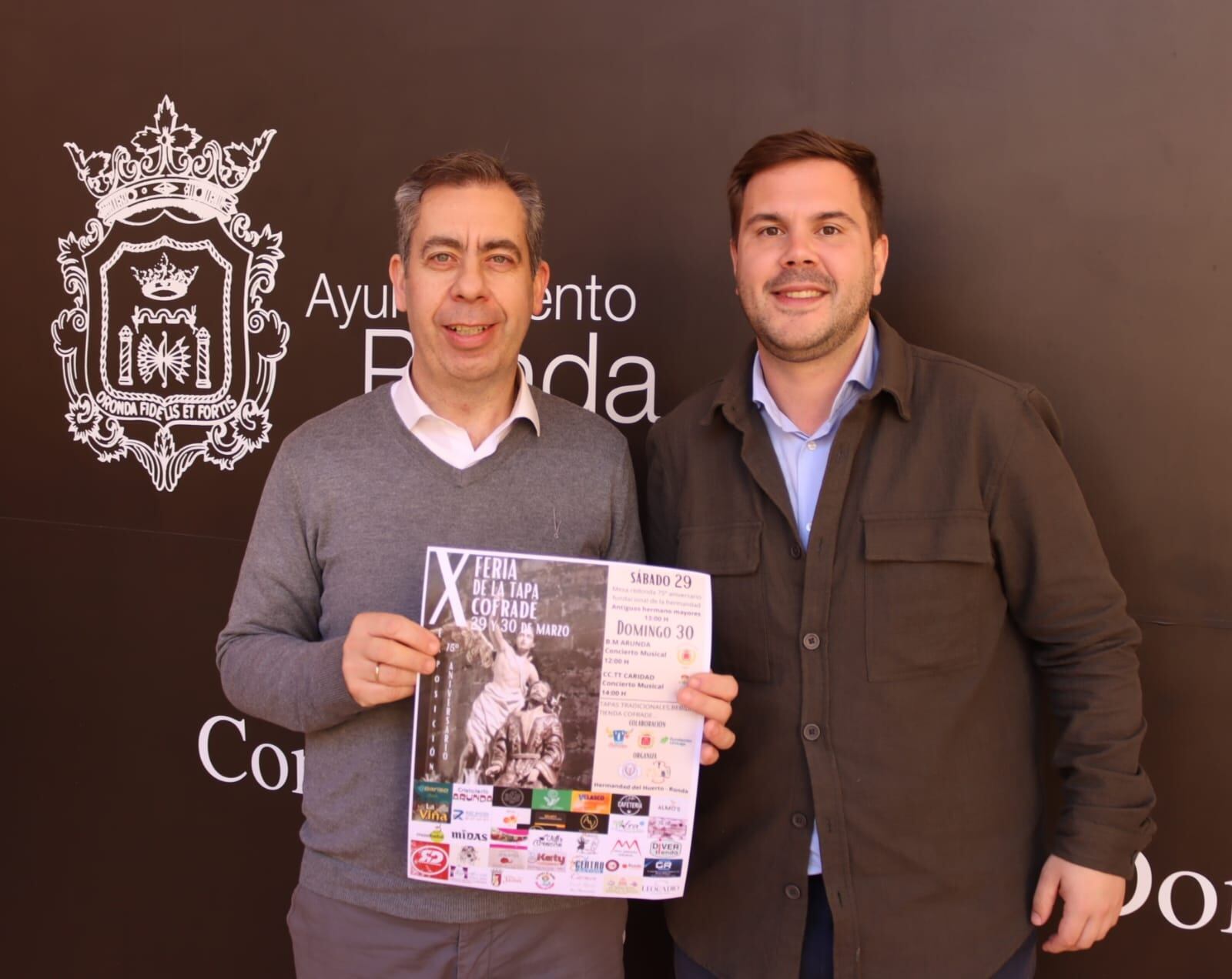Paco Pérez y Ángel Martínez durante la presentación del evento cofrade