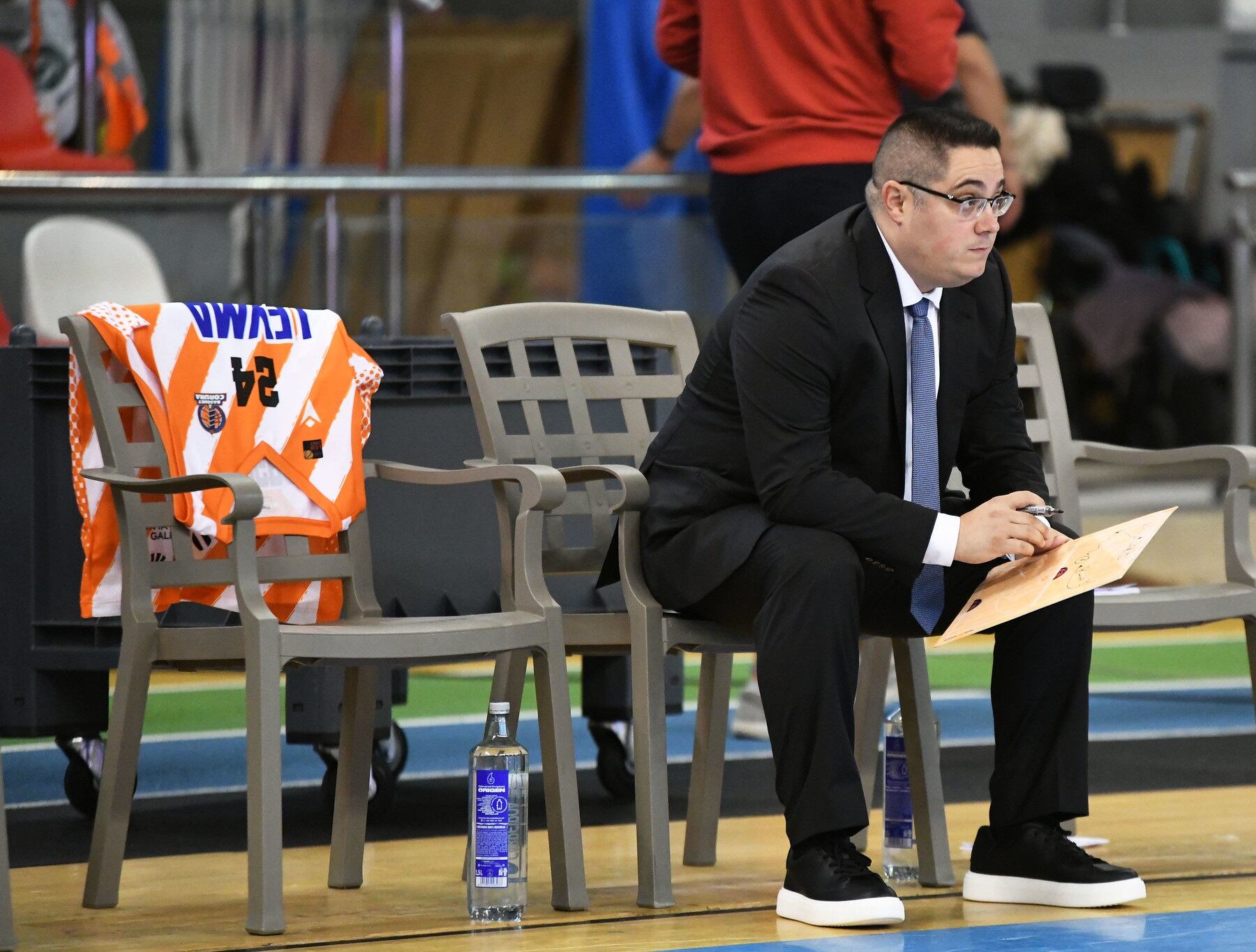 Diego Epifanio en el banquillo del Básquet Coruña