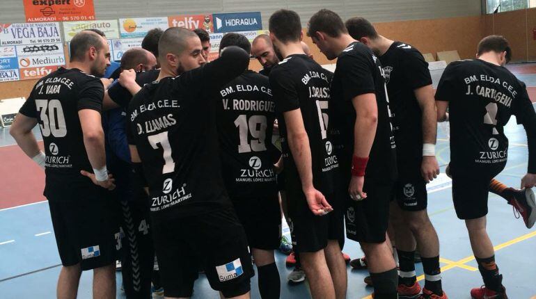 El vestuario eldense se ha conjurado para volver a una Fase de Ascenso