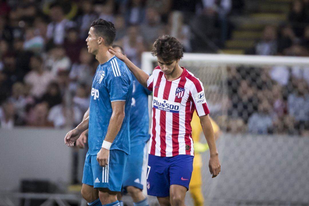 Cristiano Ronaldo y Joao Felix en un partido de Champions League entre la Juventus Turin y el Atlético de Madrid. 